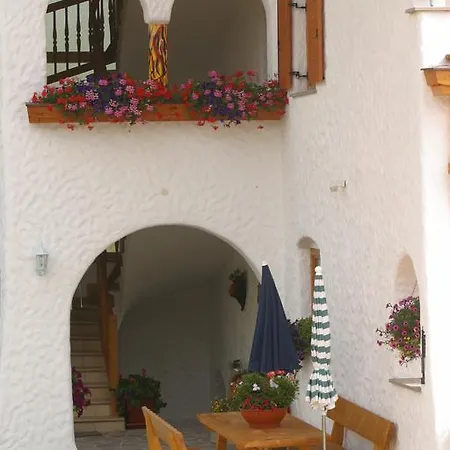Neu-schoetzerhof *